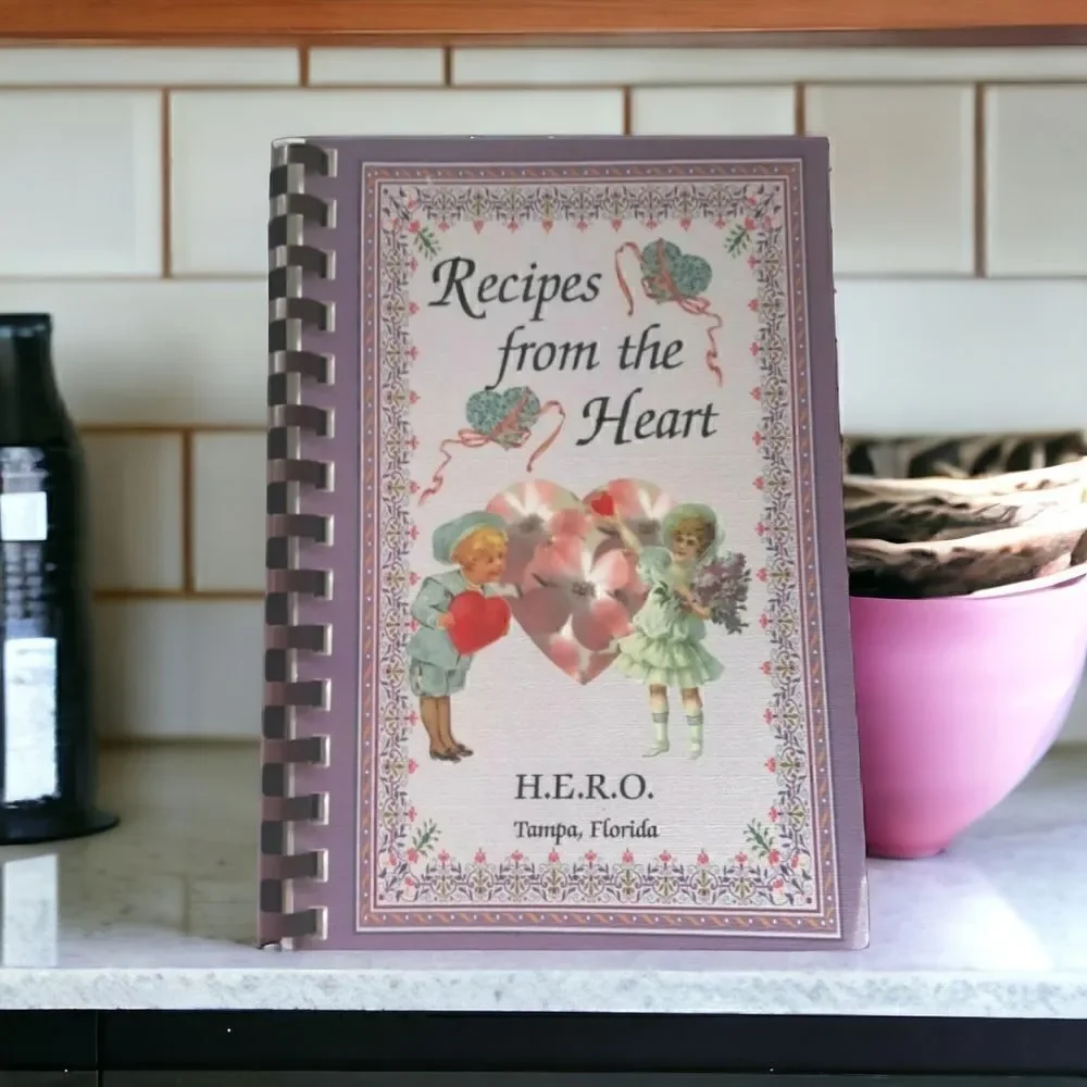 Vintage Cookbook Florida H.E.R.O. Foundation‎ Spiral Bound Tampa Florida 2003